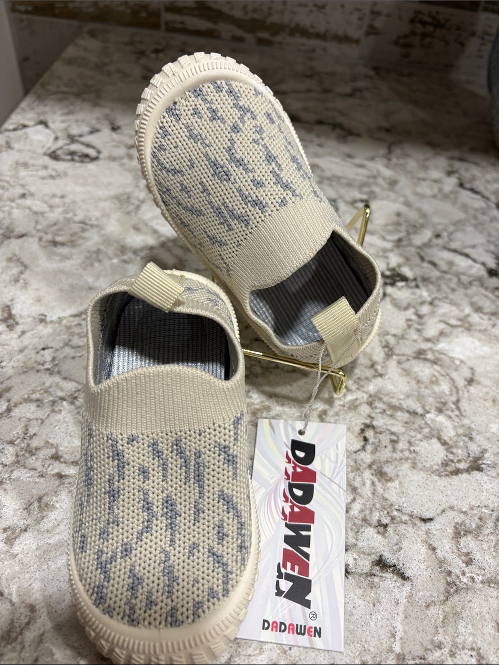 DADAWEN Kids Slip-On Knit Sneakers in Beige and Light Gray Pattern